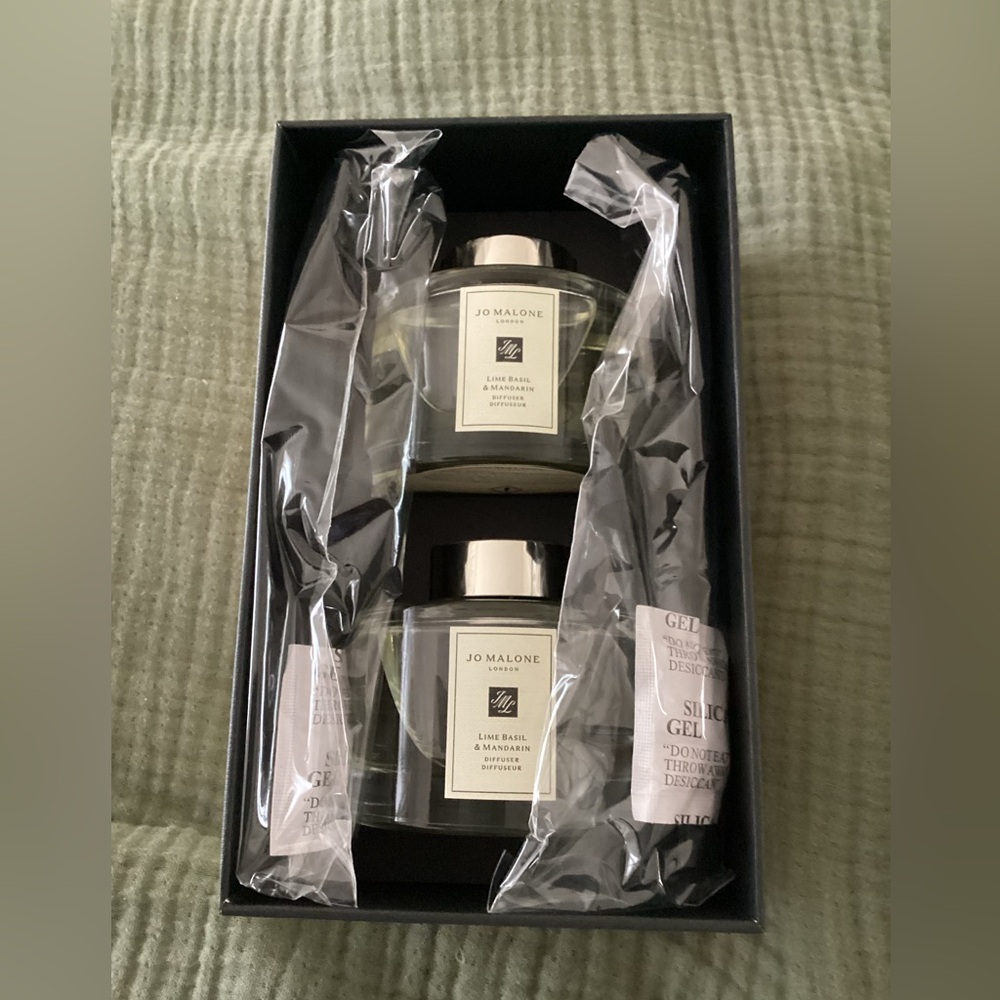 Jo Malone London Lime Basil & Mandarin Diffuser Two - Picture 2 of 2